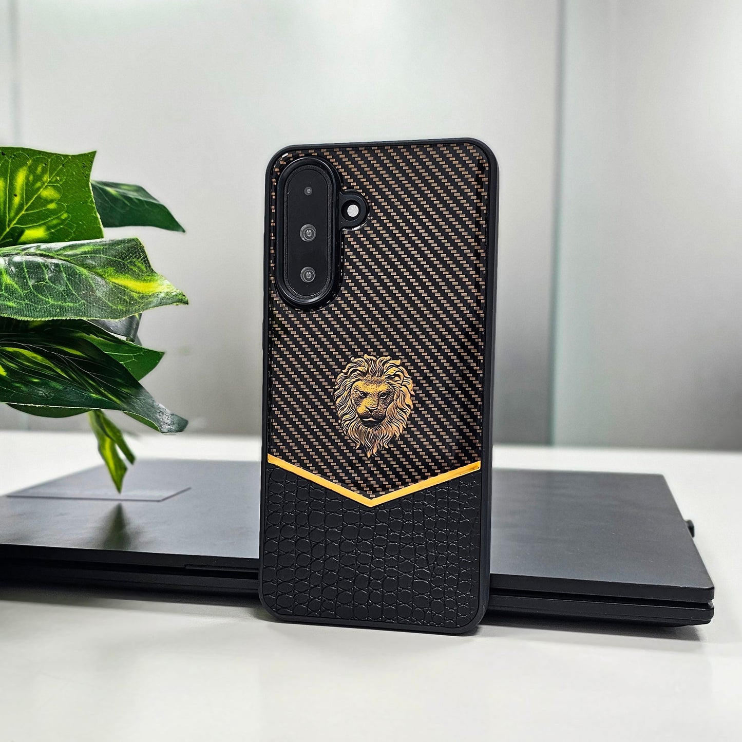 Samsung Galaxy A36 5G Luxury Lion Pattern Leather And Liquid Silicone Case